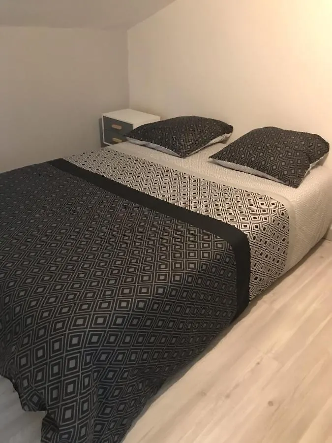 Appartement BressAppart - T3 - Gare 2 min, commerces -centre à Bourg-en-Bresse 0*,  France